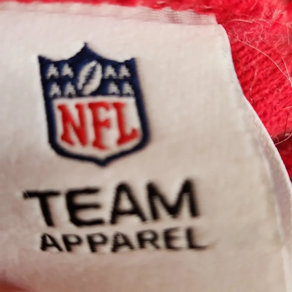 NFL Red and Yellow Chiefs Beanie - Picture 3 of 4